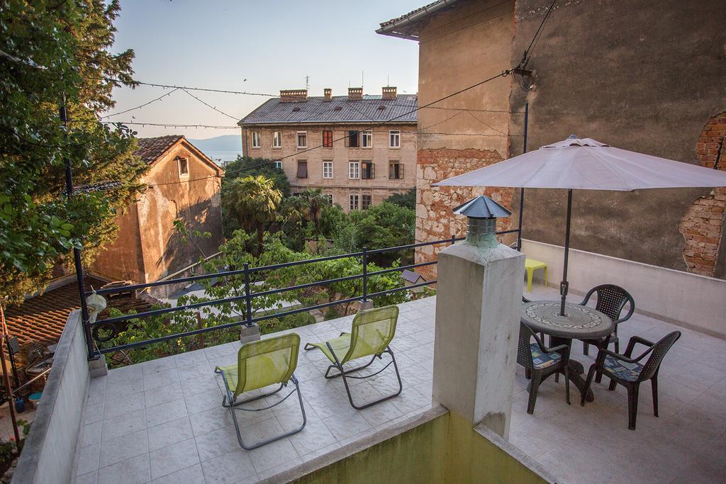 Apartment Pipo Rijeka Exterior foto